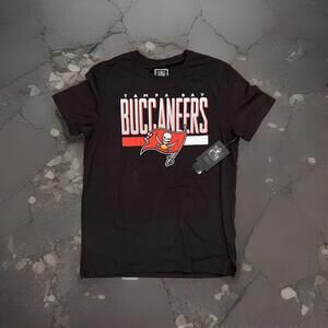 Tampa Bay Buccaneers T Shirt NFL Team Apparel Size Large New With Tags Brown